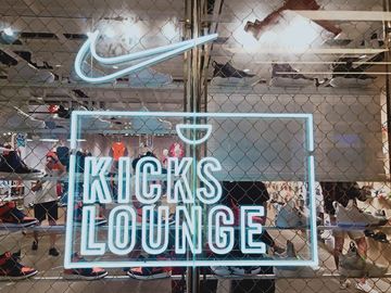 Durable Acrylic Or Metal LED Neon Lights , High Brightness LED Neon Sign Board