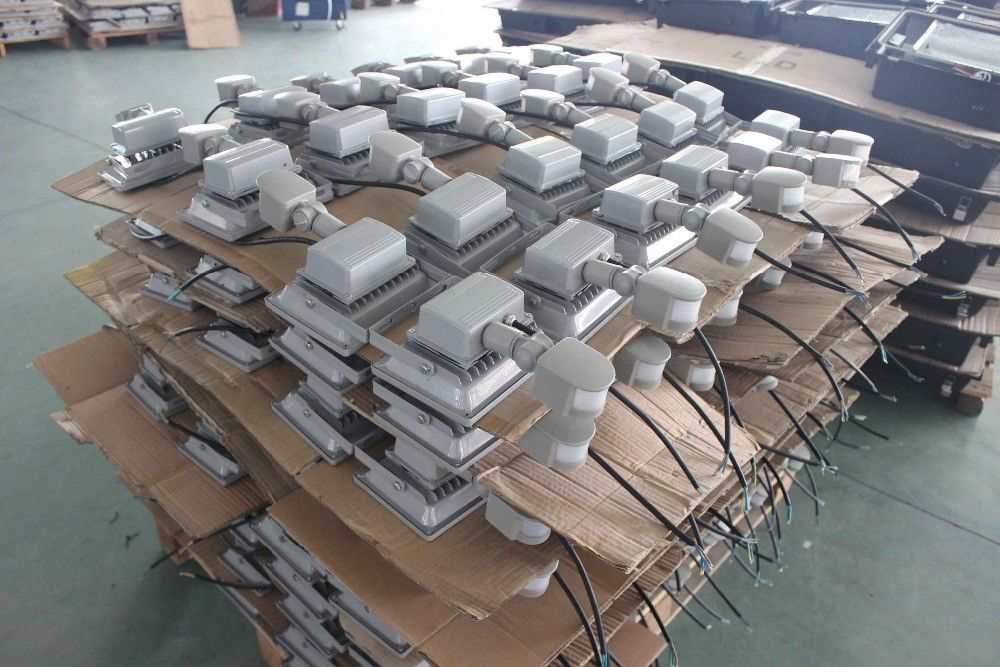 Die Cast Aluminum Outdoor LED Flood Lights Integrated Ultra Slim Design