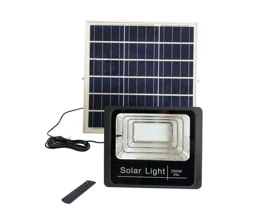 IP67 Outdoor Solar Powered Garden Flood Lights 60W 100W 200 Watt Available