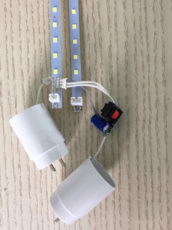 High Lumen Warm White T8 LED Tube Light Bulb 9W 18W In SKD SMD 2835